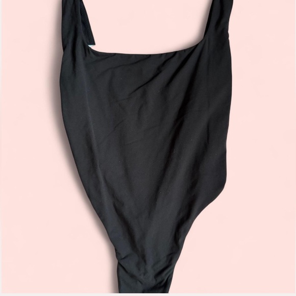 SKIMS Tops - SKIMS Black High-Cut Bodysuit | Size XS | Open Back Sculpting Fit